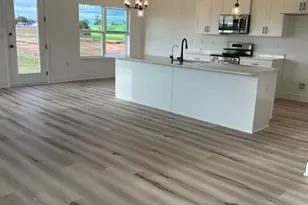 5129 Salvation St, Panama City, FL 32404 - Photo 2