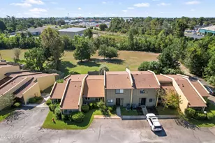 1025 W 19th 28B St, Panama City, FL 32405 - Photo 2