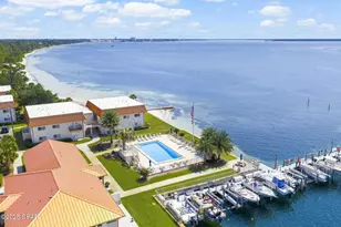 2100 W Beach Dr, Panama City, FL 32401 - Photo 32