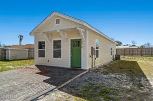 2907 Sarah Jean Ct, Panama City Beach, FL 32408 - Photo 2