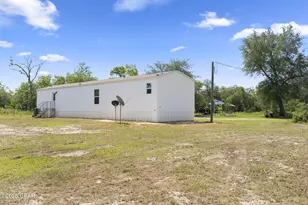 21835 Lake McKenzie Blvd, Altha, FL 32421 - Photo 8