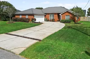 1307 New Jersey Ave, Lynn Haven, FL 32444 - Photo 4