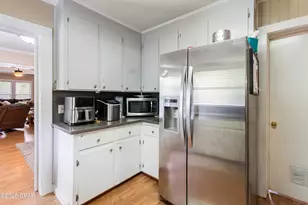 1102 8th Ave, Graceville, FL 32440 - Photo 2