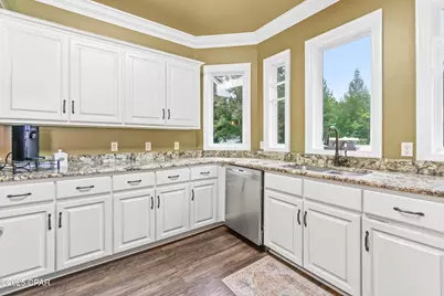5924 Old U S Road, Malone, FL 32445 - Photo 20