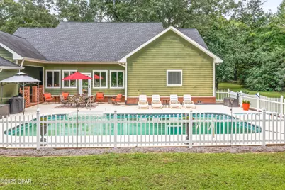 5924 Old U S Road, Malone, FL 32445 - Photo 8