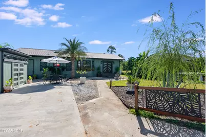 643 S Berthe Avenue, Panama City, FL 32404 - Photo 2