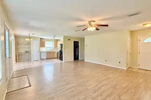 918 N Center Ave, Panama City, FL 32401 - Photo 6