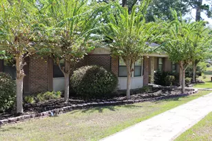 2695 Marian Dr, Bonifay, FL 32425 - Photo 2