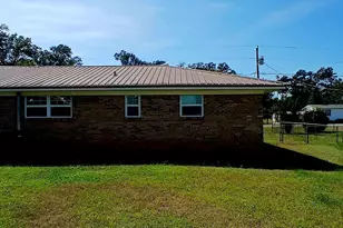 2080 Gorrie Ave, Sneads, FL 32460 - Photo 24