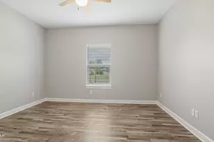 1303 E 8th St, Lynn Haven, FL 32444 - Photo 24