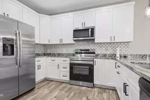 1303 E 8th St, Lynn Haven, FL 32444 - Photo 14