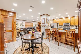 2706 Sapp Rd, Cottondale, FL 32431 - Photo 16