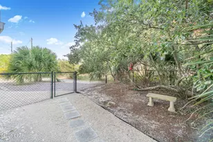 1024 W Gulf Beach Dr, Saint George Island, FL 32328 - Photo 8