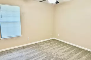 1105 W 19th St, Lynn Haven, FL 32444 - Photo 12