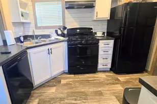 233 Tennessee St, Wewahitchka, FL 32465 - Photo 10