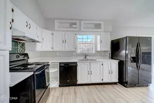 221 Poinsettia Dr, Panama City Beach, FL 32413 - Photo 10