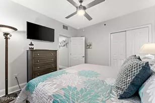 9860 S Thomas Dr, Panama City Beach, FL 32408 - Photo 20