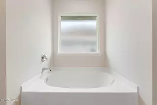 125 Chateau Ln, Port Saint Joe, FL 32456 - Photo 18