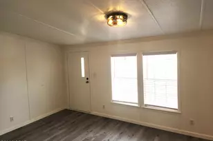 17446 Guilford Ct, Blountstown, FL 32424 - Photo 4