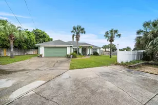 297 Sundial St, Panama City Beach, FL 32413 - Photo 2