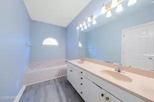 4710 The Oaks Dr Dr, Marianna, FL 32446 - Photo 8