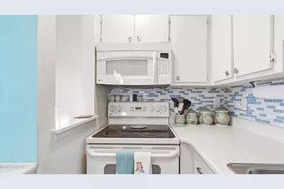 6829 Thomas Drive #301, Panama City, FL 32408 - Photo 8