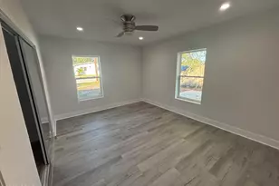 25 W Cooper Dr, Panama City, FL 32404 - Photo 22