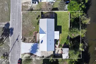 3910 Becora Ct, Panama City, FL 32405 - Photo 6