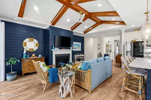 9302 Paradise Dr, Panama City Beach, FL 32413 - Photo 8