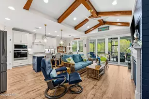 9302 Paradise Dr, Panama City Beach, FL 32413 - Photo 6