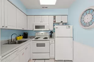 4114 Holiday Dr, Panama City, FL 32408 - Photo 12