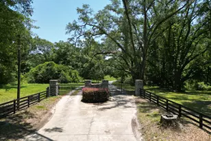 0010 Hawthorne Trail, Bonifay, FL 32425 - Photo 1