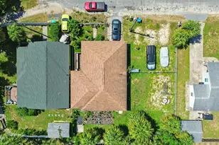 19980 1st Ave, Panama City Beach, FL 32413 - Photo 2