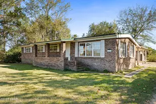 1697 Clayton Rd, Chipley, FL 32428 - Photo 20