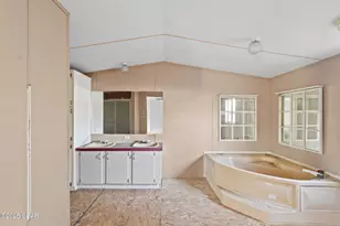 1697 Clayton Rd, Chipley, FL 32428 - Photo 44