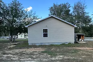 6630 Grande Oak Loop, Grand Ridge, FL 32442 - Photo 20
