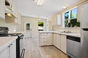 7868 Suellen St, Sneads, FL 32460 - Photo 10