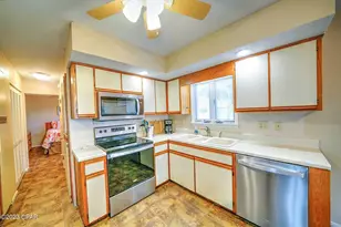 209 Squid Ln, Panama City Beach, FL 32408 - Photo 8