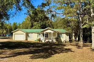5678 Hummingbird Rd, Bascom, FL 32423 - Photo 1