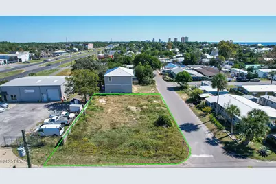 326 Lake Place, Panama City Beach, FL 32413 - Photo 1