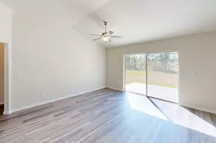 2387 Aquarius Dr, Chipley, FL 32428 - Photo 18