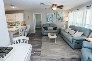 17462 Front Beach, Panama City Beach, FL 32413 - Photo 2