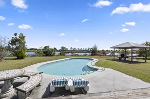 284 Sukoshi Dr, Panama City, FL 32404 - Photo 1