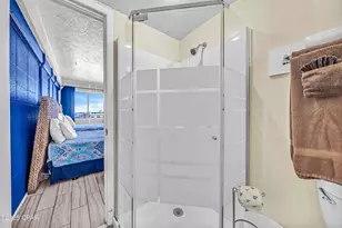 15617 Front Beach Rd, Panama City Beach, FL 32413 - Photo 20