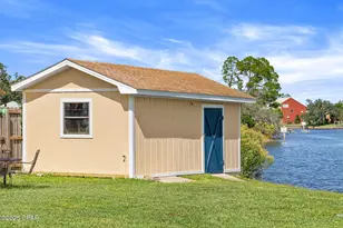 2446 Pretty Bayou Blvd, Panama City, FL 32405 - Photo 48