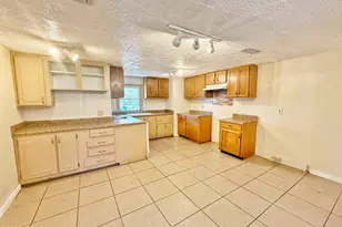 5332 Ceiley St, Graceville, FL 32440 - Photo 12