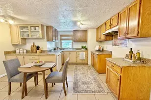 5332 Ceiley St, Graceville, FL 32440 - Photo 2