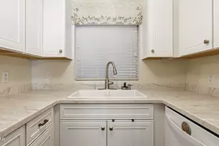 316 Cherry St, Panama City, FL 32401 - Photo 10