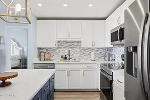 9860 S Thomas Dr, Panama City Beach, FL 32408 - Photo 4