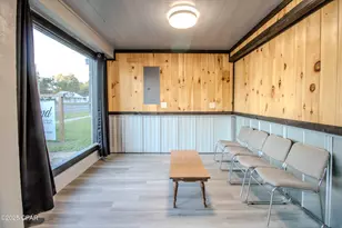 5424 10th St, Malone, FL 32445 - Photo 12